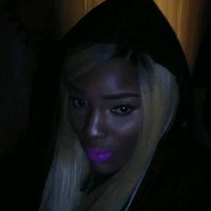 Meet your Posher, Aamira